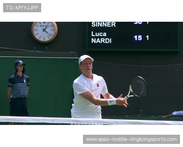 羽毛球公开赛突袭抢点连得三分，制胜绝技引领全场