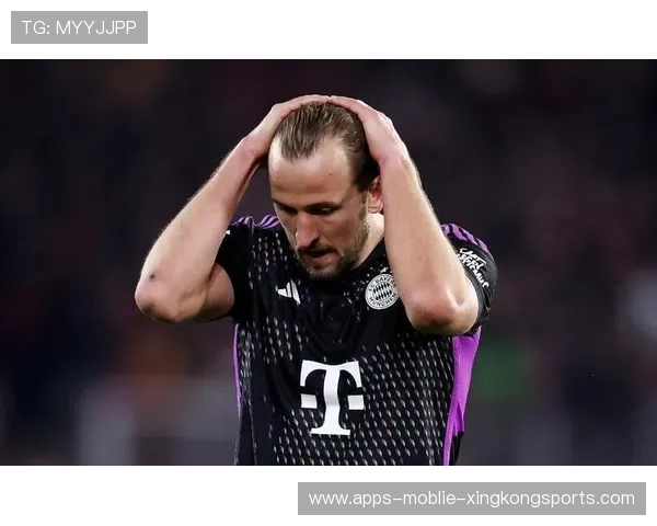 拜仁慕尼黑反击推进，凯恩处理冷静